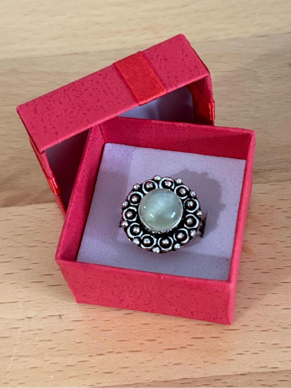 Green quartz ring sz 6.5